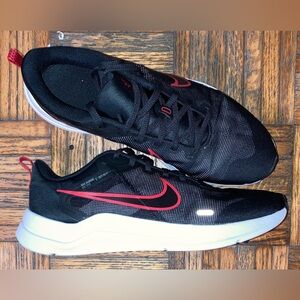 Nike Downshifter 12 Size US10